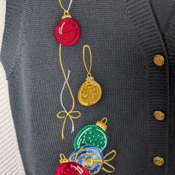 Vintage Tabi International Christmas Sweater Vest Medium Embroidered Ornaments - Picture 2 of 11